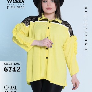 شومیز مجلسی یقه کلاسیک جلو دکمه بازشو سرشانه گیپور