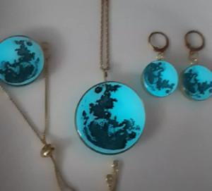 گردنبند،دستبند و گوشواره ماه شبتاب،رزینی-106427