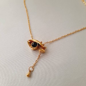 گردنبند دوست دارم به صد زبان مختلف