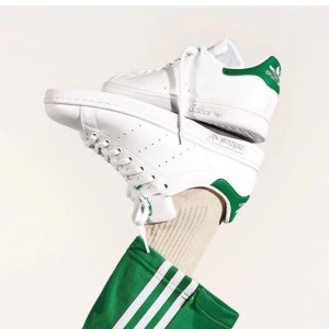 کفش کتانی استن اسمیت سفید سبز. Adidas. ونس سفید