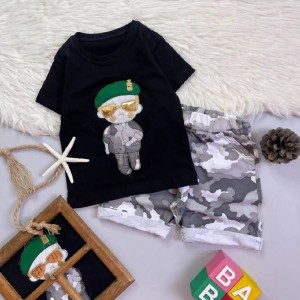 ست دو تیکه پسرانه تیشرت و شلوارک سرباز چریکی-105519