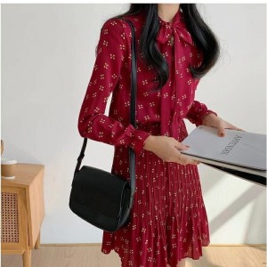 پیراهن گلدار حریر پلیسه