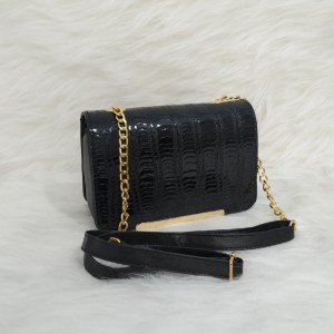 کیف زنانه مجلسی دوشی ورنی طرح چرم سوسماری