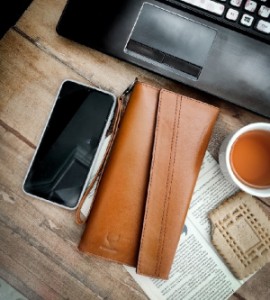 کیف پول دستی دیــان