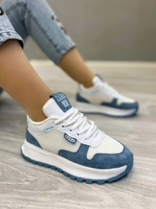 کتانی اسپرت زارا