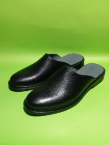 دمپایی نعلین درجه یک رویه چرم طبیعی آستر تا نوک پنجه چرم